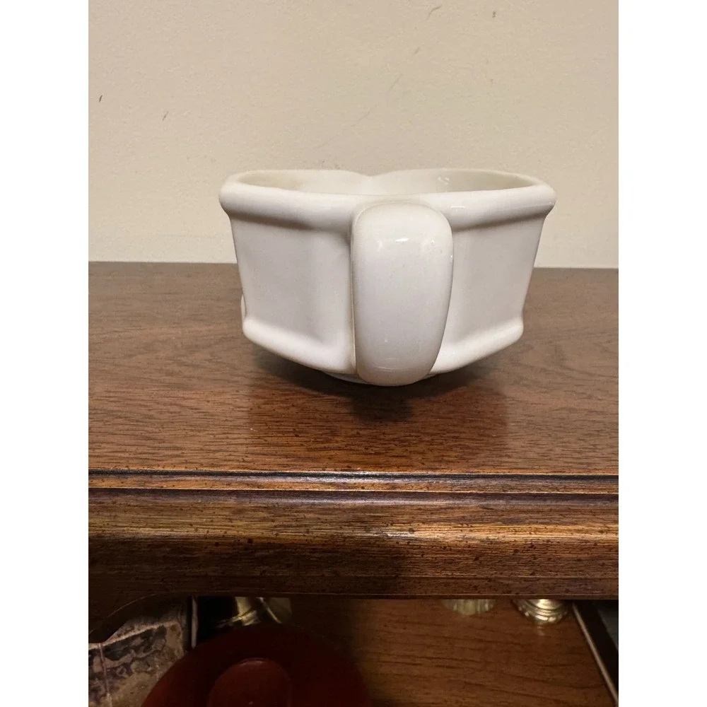 Vtg Pfaltzgraff Heritage White Stoneware Gravy Boat w/Underplate USA MINT